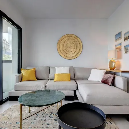 Apartment Stylish Hills With Lovely Views *